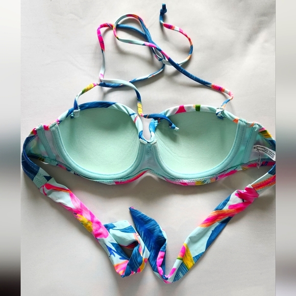 2 Piece Ardene Bikini - Picture 5 of 6